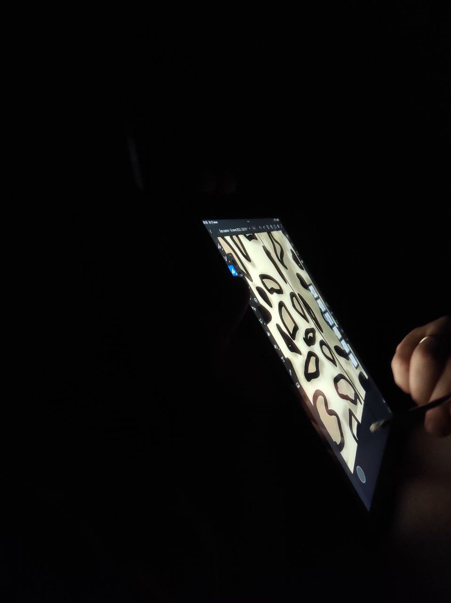 Adam_Goki's tweet image. Hello, #NFTfamily 
drawing new art before bed