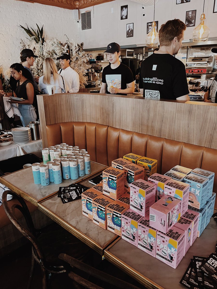 aaronpaulos's tweet image. Starting off NFT week with @novel_commerce