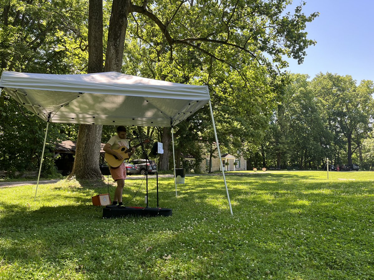 ValleyViewUs's tweet image. Make Music Day!  Thank you Marshall Verbsky for kicking things off today- Strings Attached here at the farmhouse 2:30-4:30pm - plenty of space in the shade!!