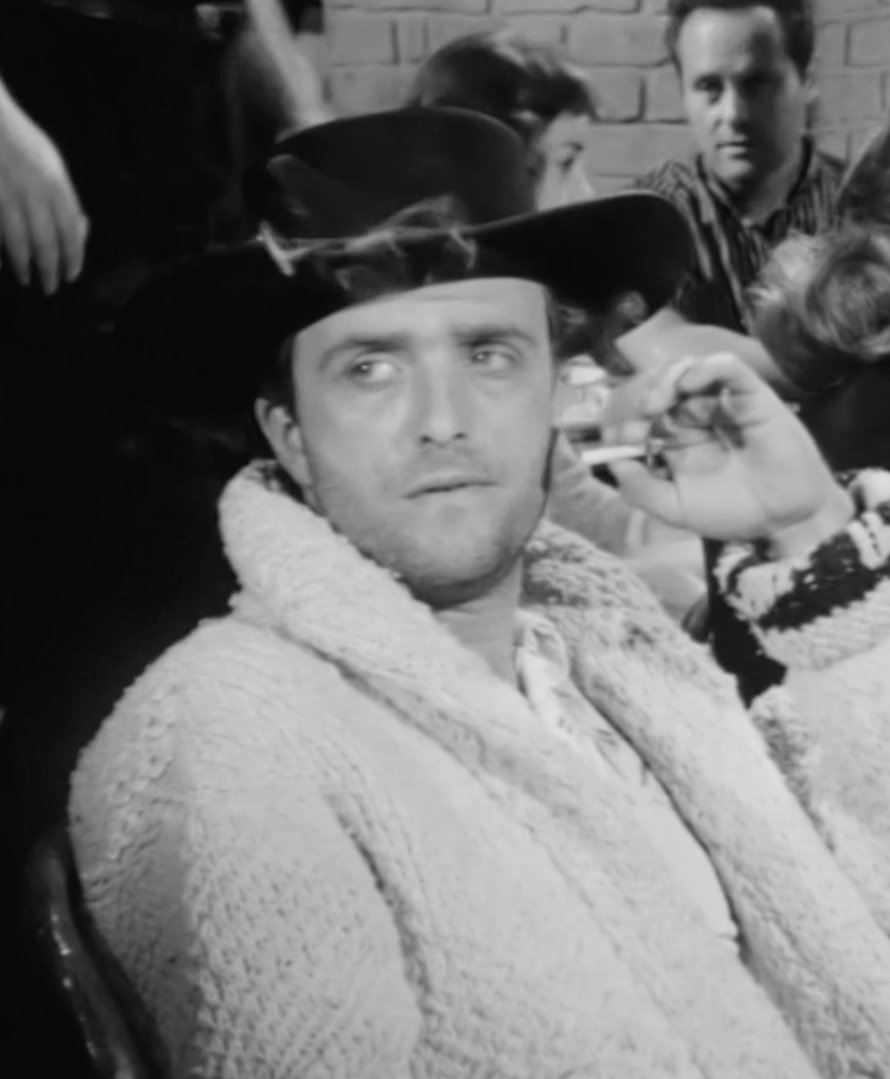 jaxbra's tweet photo. GOOD LORD Ed Nelson and Bert Convy
SAVE ME

#NoNotYet #TCMParty #ABucketofBlood https://t.co/e4iSywP46n