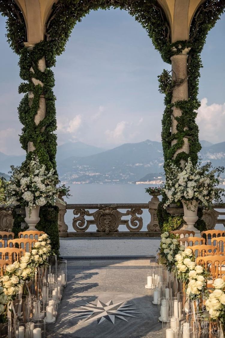 pradasunset's tweet photo. italian wedding https://t.co/wiuZsIDo0M