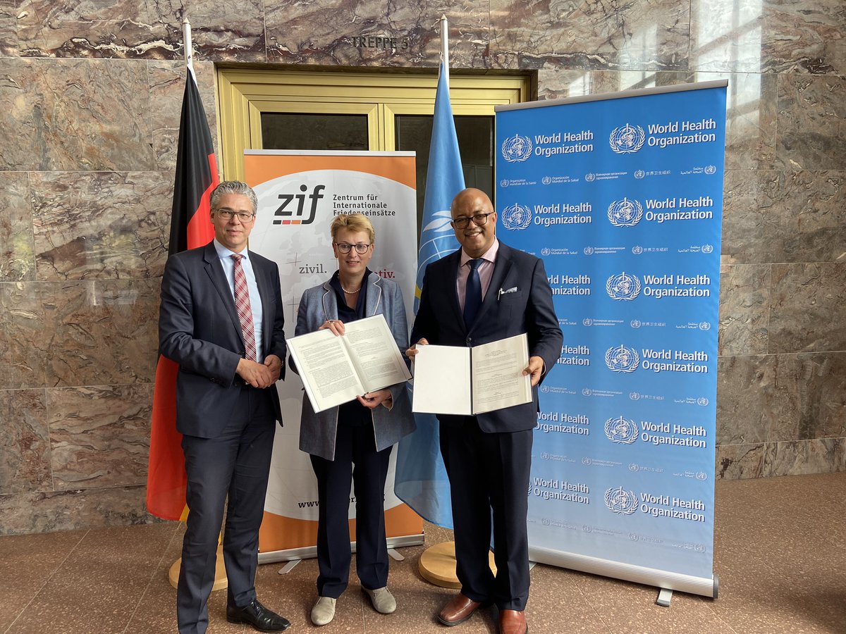AA_stabilisiert's tweet photo. Bald unterstützen DEU zivile Expert*innen auch die Weltgesundheitsorganisation.
Das haben @WHO und @ZIF_Berlin heute im @AuswaertigesAmt vereinbart 🎉 - ein wichtiger Schritt für unser 🇩🇪Engagement in der humanitären Hilfe und der multilateralen Zusammenarbeit. https://t.co/Wa3isPORPB