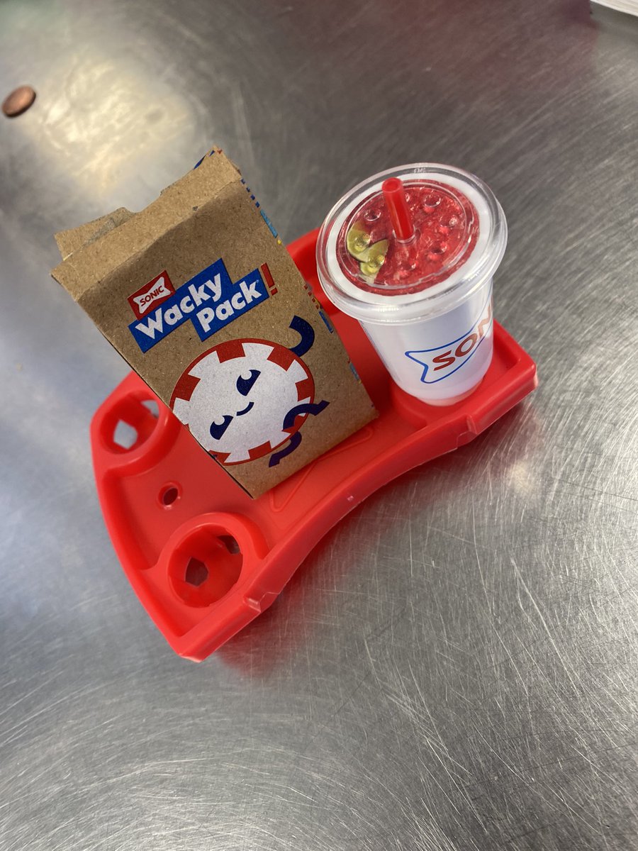 Lizane_17's tweet photo. This is by far the best thing @sonic has ever created.. (these are parts of the toys that come in wacky packs) #TipYourLocalCarhop https://t.co/ontDJDTjfj