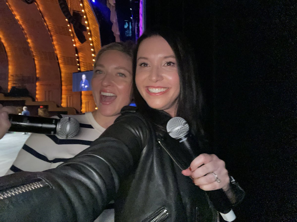 Lisa Mayer tweet media