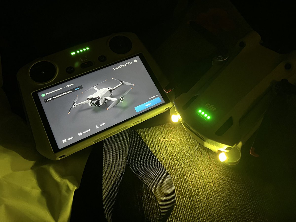 Teeman27's tweet image. Software all updated,1st flight done, all in order,videos so easy to download, this is the real deal. Lets see if I can lose it when I am on leave! Well done @DJIGlobal great piece of kit for first drone. Need to get out in @GoofyOnTour , and get #activetracking done #djimini3pro