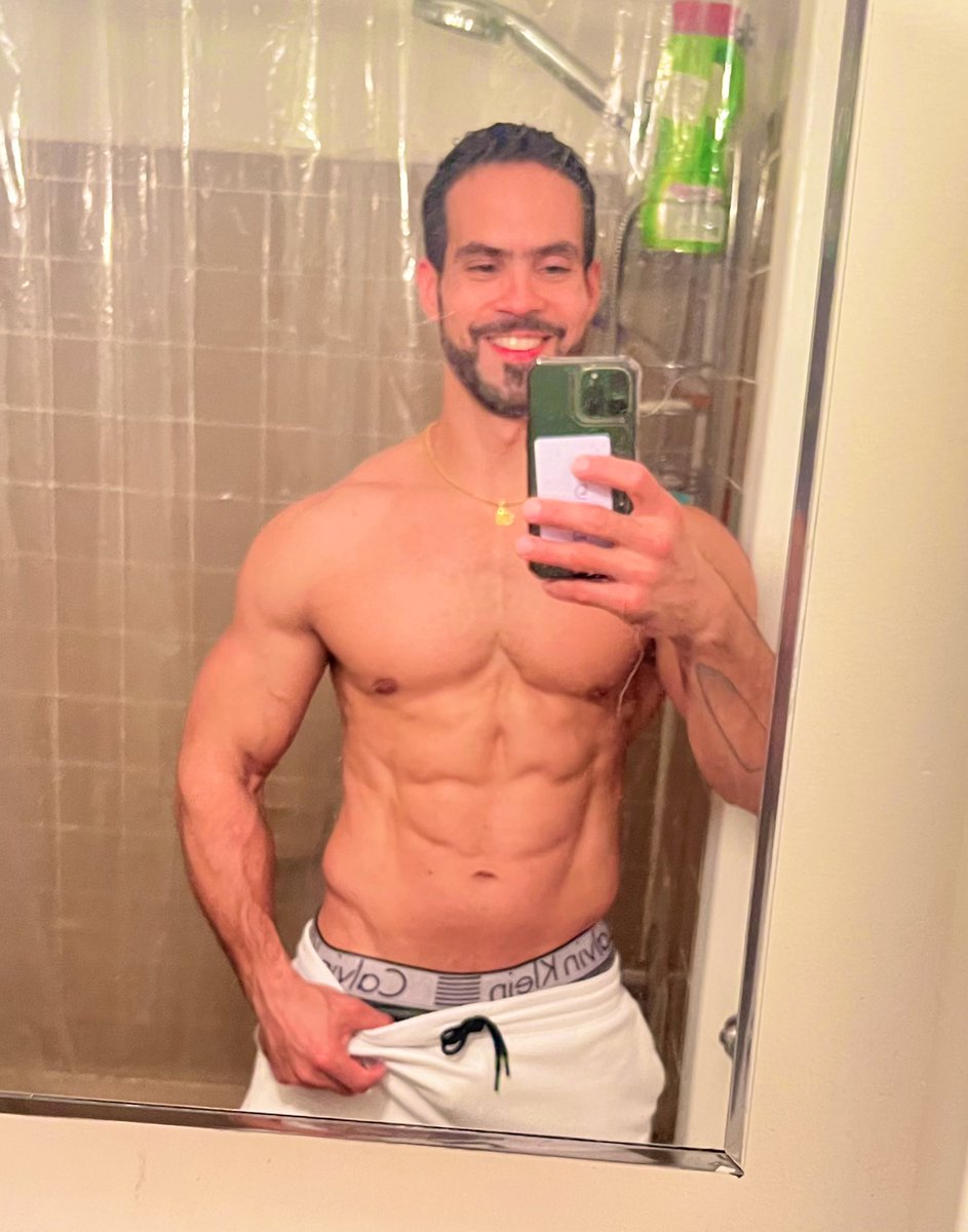 1 vida sana la q llevo y pensar nunca iba a poder tenerla por gustarme tanto las fiestas y licor, ya hace 1.5 año q me libere de ese vicio que no lleva a nada, gad me hizo recapacitar antes que fuera tarde para mi, he perdido mucho con esta decisión pero encontré mi verdadero YO!