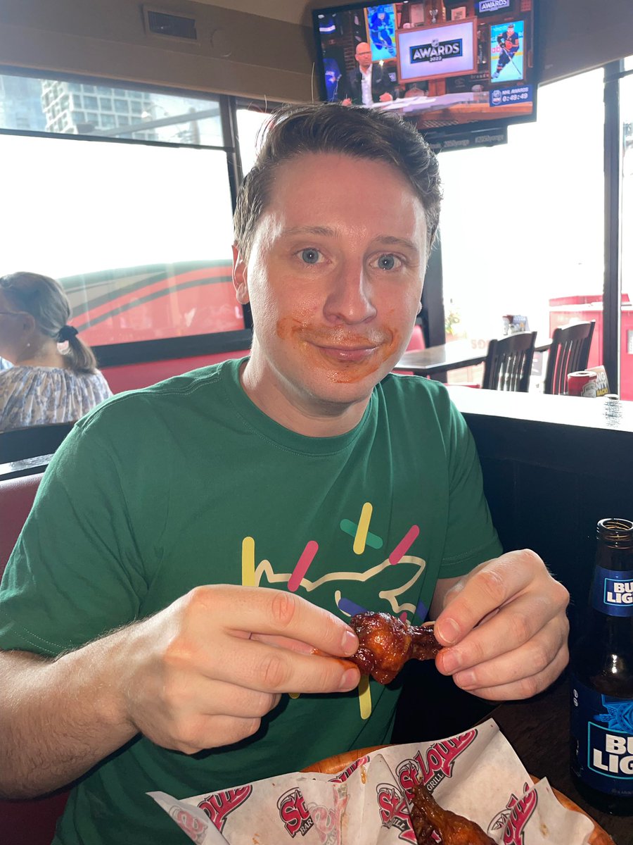 JDBunkis's tweet photo. The face of a winner #firstplace #stopthecount #wingsanity @stlouiswings @BlakeMurphyODC @ailishforfar https://t.co/IkC4Ue0m5H
