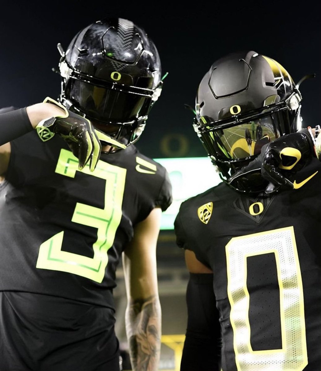 ConnerJayvontay's tweet photo. After a great conversation with @DrewMehringer I am blessed to have EARNED an offer from The University of Oregon @ALLGASTRNG https://t.co/Roc6nr1vjQ