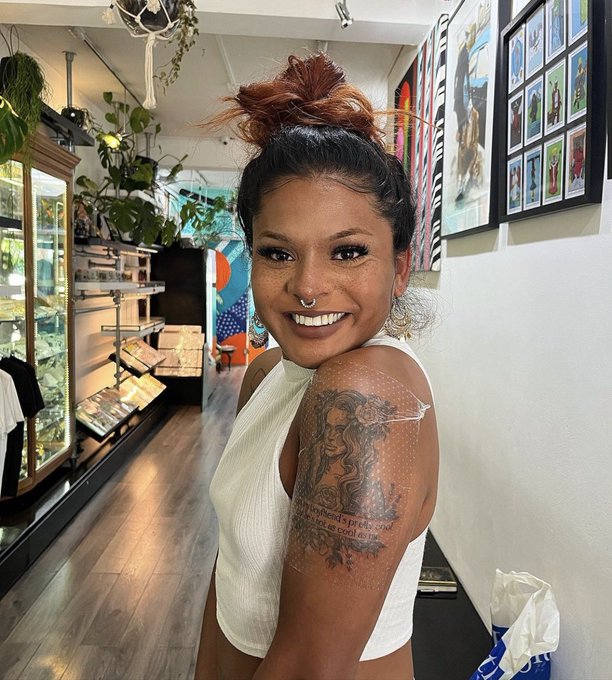 So I just got a tattoo of Lana Del Rey today without realising it&rsquo;s her birthday. What a HAPPY coincidence<a href="/tag/lanadelrey"class="tags"><span>#lanadelrey</span></a>
