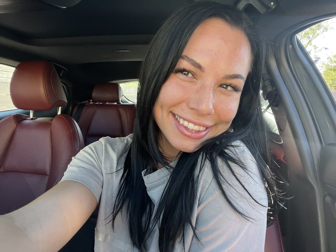 3 pic. Freshy fresh ? https://t.co/pk8Br6wbqk