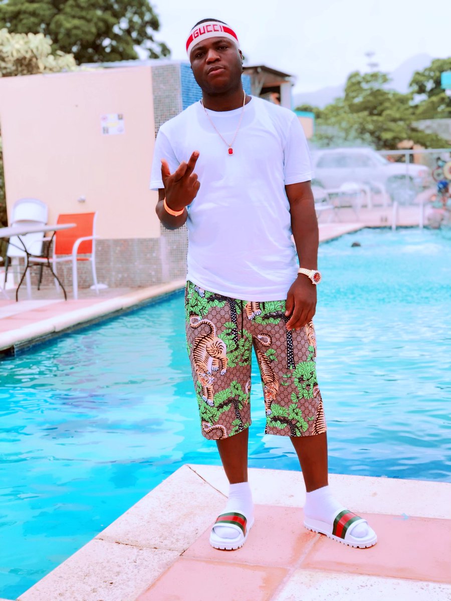 Pa reve chanjman kòmanse'l pandan w'ap tann li riske menm si w echwe gon leson ladan aprann li