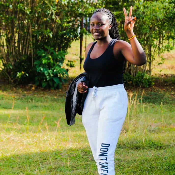 RadioPacisnews's tweet image. Another night, new possibilities and more of the inspiration on the #FriendlyConnection with  @Olivia UG and @Idraus

On air till 12am.

📻:94.5FM/ radiopacis.org