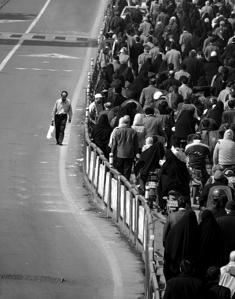 "WAIK" now is available on 
<a href="/foundation/">Foundation 🌐</a>

▶️  Price:1 $ETH 
#NFTCommunity #NFT #NFTartist #nftcollectors #FoundationNFT #nftcollector  #nftmagazine #javadrooein #NFT_Shill #streetphotography #iran_photography #Documentary_photography 

foundation.app/@javadrooein/s…