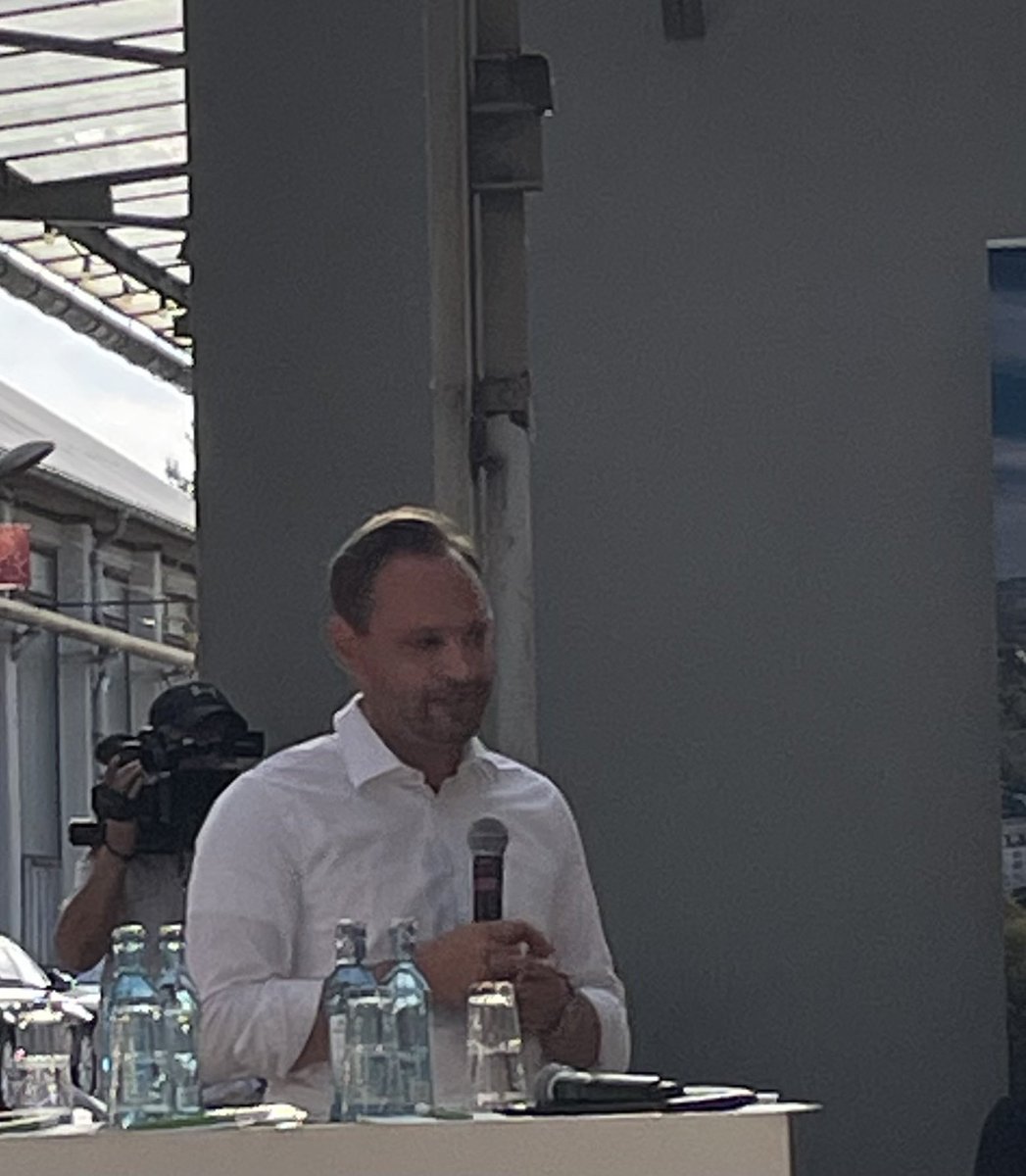 Thorsten_Wehner's tweet photo. Regionalkonferenz zum Thema Tourismus in der schönen #Oberlausitz. @MPKretschmer @AlexDierksMdL @MeyerSt @OestFlorian https://t.co/ztlcWNlM5p