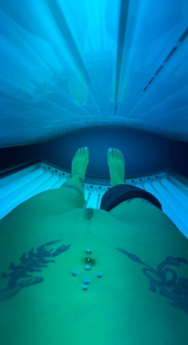 Deserthuntress’s pics and videos