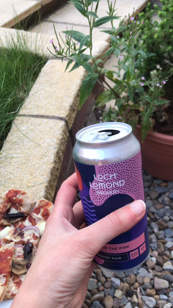 Today marks exactly ten years since these carefree kids danced the longest day away, in the rain, with the Boss. A whole decade, somehow…yet we haven’t aged a day. Midsummer isn’t the same without you <a href="/msmuzzz/">miss.muzz</a> but it’s still my favourite IBBG tradition 💙