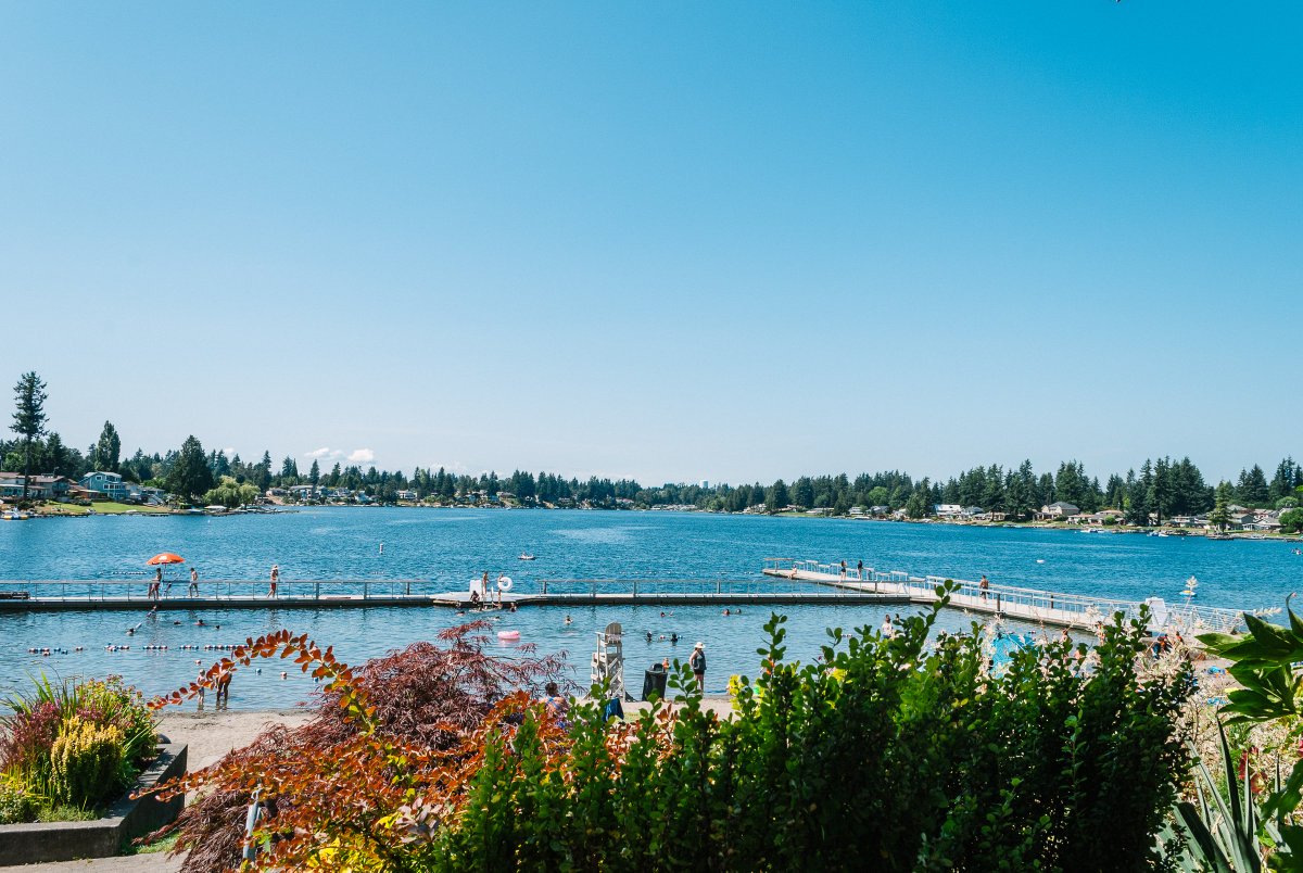 Happy first day of summer! Who's ready for concerts and fun at Lake Meridian? ☀️🏊