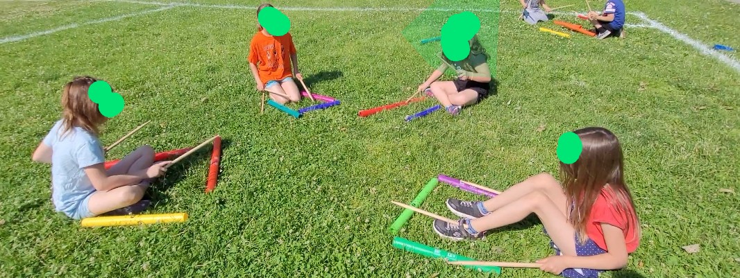 MsYoshi6's tweet photo. More fun in the sun as we explore the different colors and combinations of sound woth the 2A's outside @orioleparkjps https://t.co/thqoCecfdp