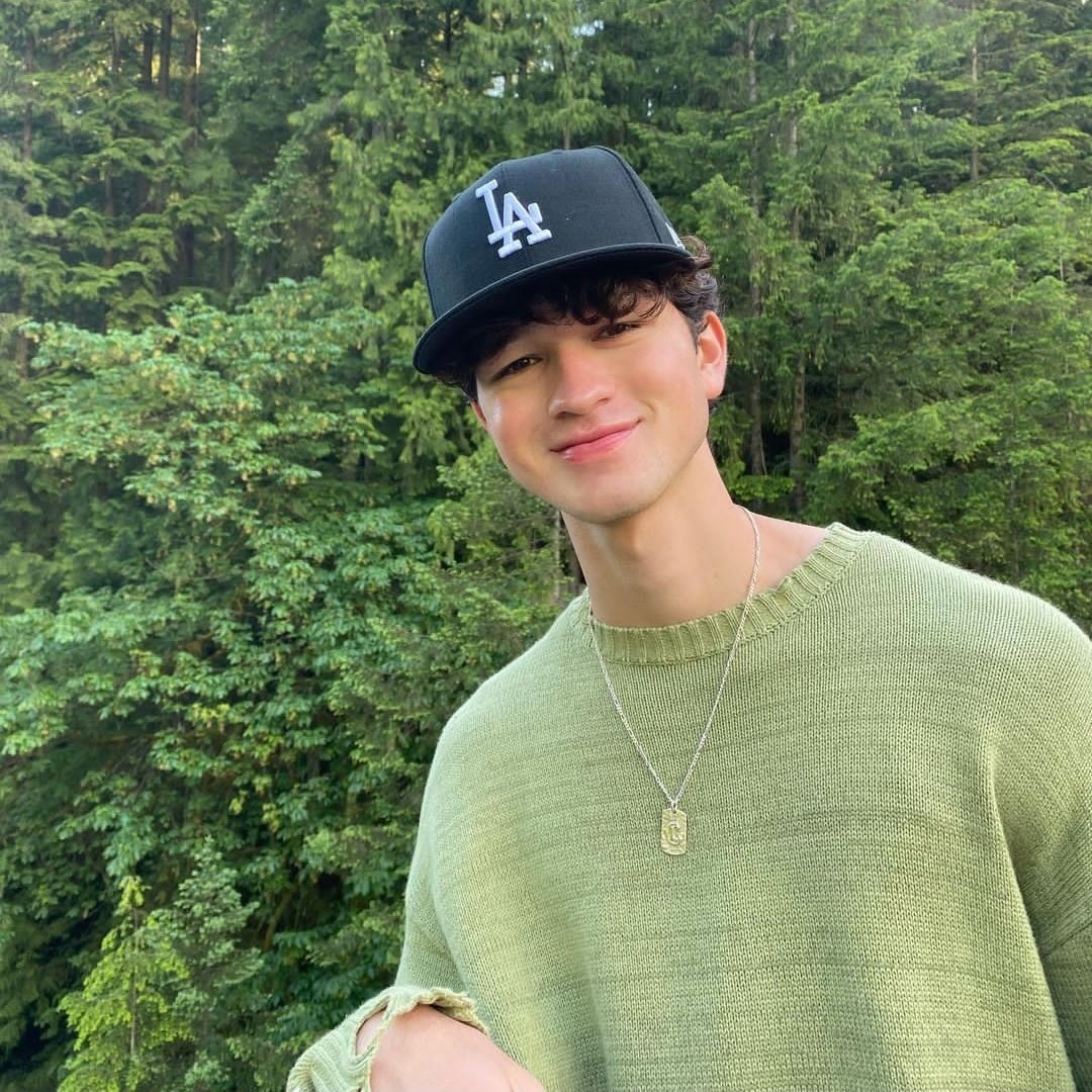heroipercy's tweet photo. COMO eu posso odiar Luke Castellan se ele tem esse sorrisinho charmoso 🥹 https://t.co/oicQf1eGLf