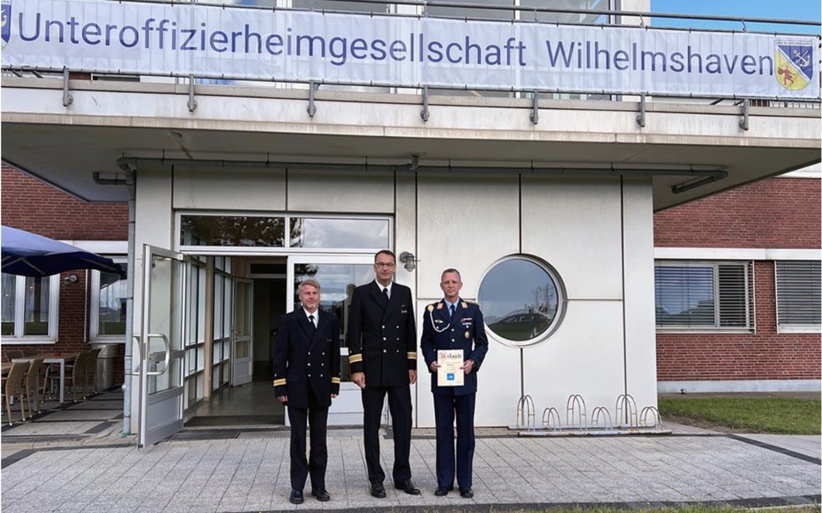 VerbandderSolda's tweet photo. Es geht mit großen Schritten in die Zukunft. Die Mitglieder des #VSB e.V. am Standort in #Wilhelmshaven haben sich am 13. Juni in der UHG Heppenser Groden im #Marinestützpunkt zur Gründung der #Kameradschaft Wilhelmshaven des VSB e.V. getroffen.Mehr unter:
https://t.co/9FETmBxFVC https://t.co/Mmw6GrZksT
