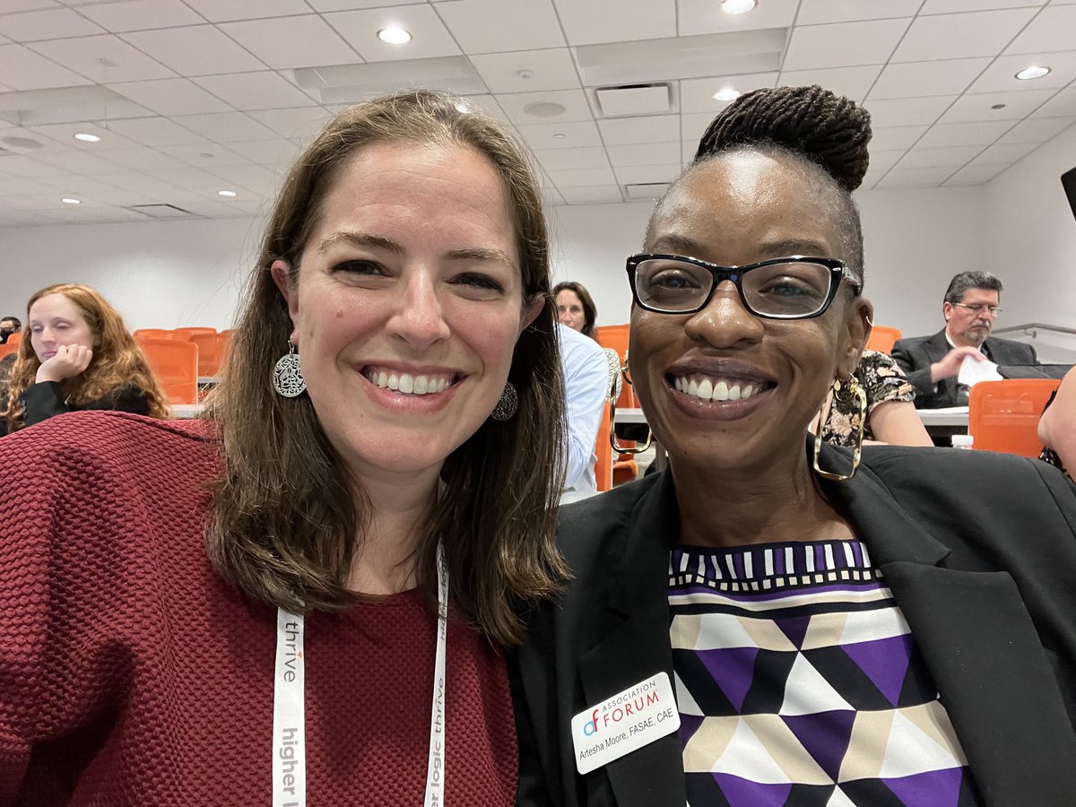artesha20601's tweet photo. Excited to attend afternoon session at #ForumForward22. And look, I ran into one of the @AssocForum committee chairs. After four months on the job, I love meeting folks in real life that I’ve met on Zoom 🥰 https://t.co/xCH2dMf9P8