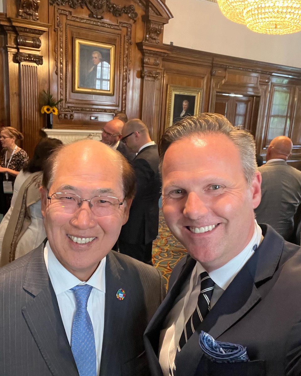 Constructive <a href="/shippingics/">International Chamber of Shipping (ICS)</a> “Shaping the Future of Shipping” summit and continued push towards #decarbonization. Insightful conversation with Kitack Lim <a href="/IMOHQ/">International Maritime Organization</a> about importance of shipmanagement. I assured him <a href="/SynergyGroup06/">Synergy Marine Group</a> and our +20k team ashore and at sea are able and ready!