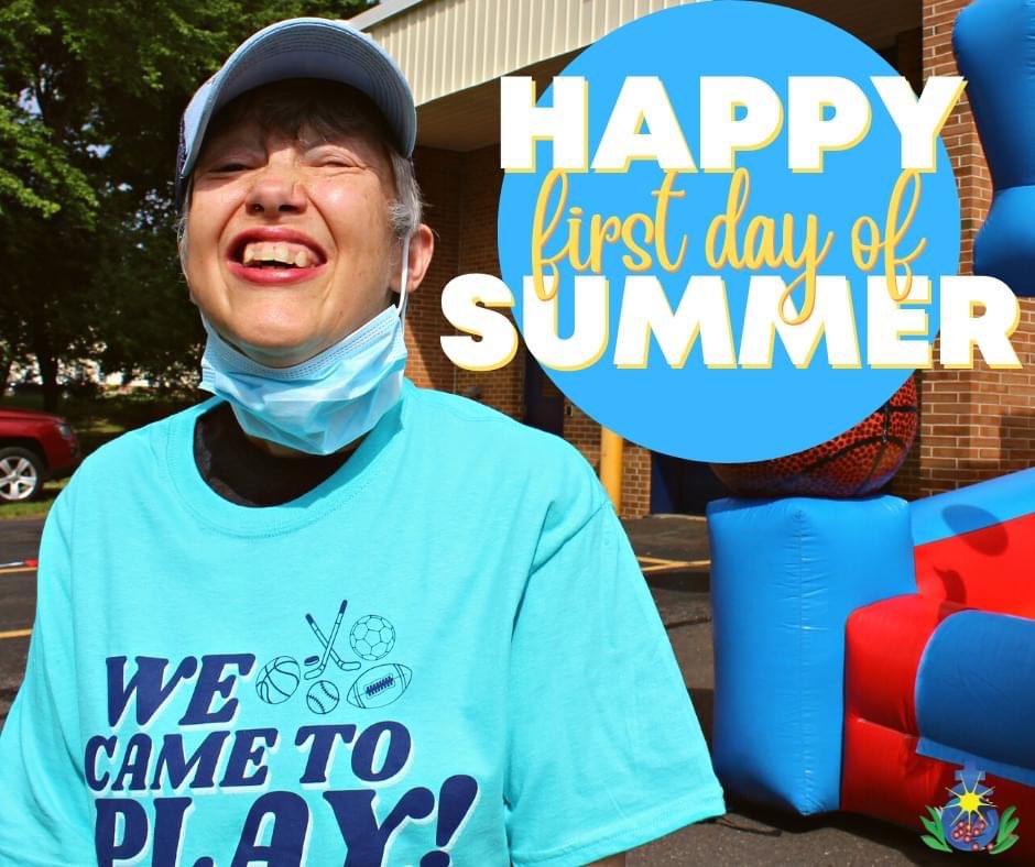 SJOGCSWestville's tweet photo. Luanne would like to wish everyone a happy first day of SUMMER! Her favorite thing to do is go to the beach on a beautiful sunny day! What is your favorite Summer activity?  #SJOGCS #DoGood #HelloSummer ☀️❤️ https://t.co/A7ISxW6QXr