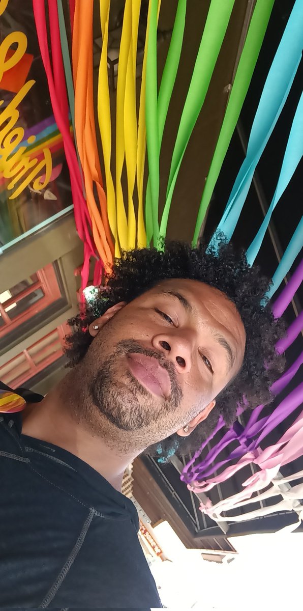TheDeCarlJones's tweet photo. Pride is beautiful 🥰 https://t.co/PZgbtEes7C