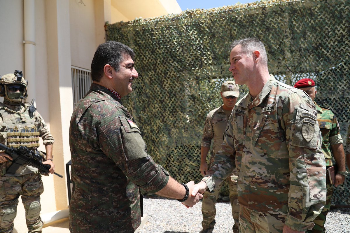 SirwanBarzani_'s tweet photo. At Sector 6, we welcomed B. G. Phillips and Col. Sanborn. We discussed the continued cooperation between the #Peshmerga, Iraqi Army, and Coalition Forces to face the remainder of #ISIS and preserve the security of the region. We wish B. G. Phillips in his future endeavours. https://t.co/WCBB4shPbt