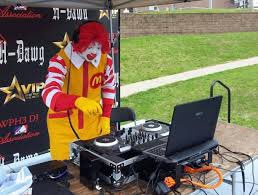 papa_woody21's tweet photo. Who’s Buying #VOLTAMA A Steal At These Prices, And An Easy 10X Sure Is Ot More Fun Than Spinning My Set At The @McDonalds Drive Thru… #VOLTARMY #VOLTAMADAO #ETH #altcoin #1000xgem #Cryptotwitter https://t.co/OhNgCb0XWy