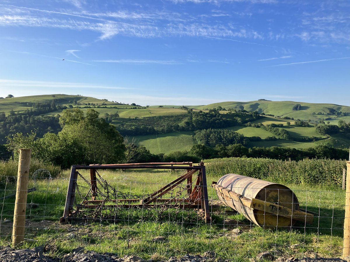 cornish_lucie's tweet photo. Fab 2 days travelling around visiting sites in North Powys, so good to get out and about, meet the Therapies and Health Science teams F2F and hear their views. Snuck in a cheeky run in the beautiful hills too @physiodiva @VictoriaDeakins #pthb #AHPs #nhswales https://t.co/RYfFDE338X