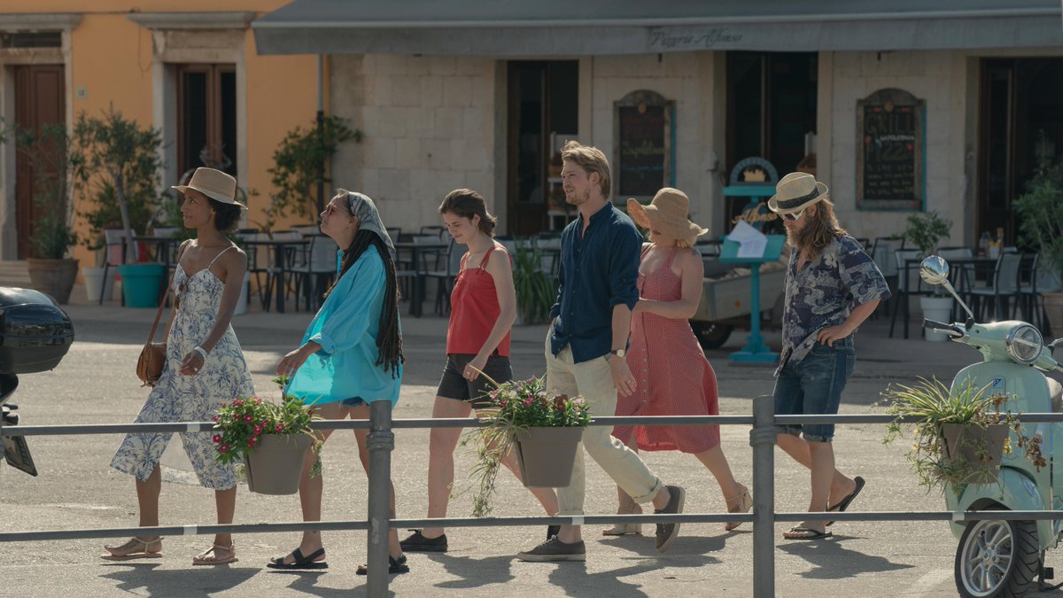 Imagine being in Croatia with this group. 💖 #ConversationswithFriends
