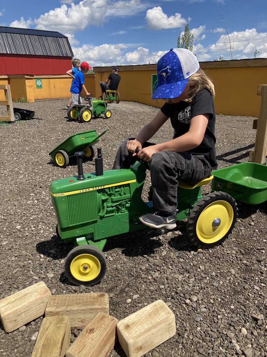 Mrs. Lepine tweet media