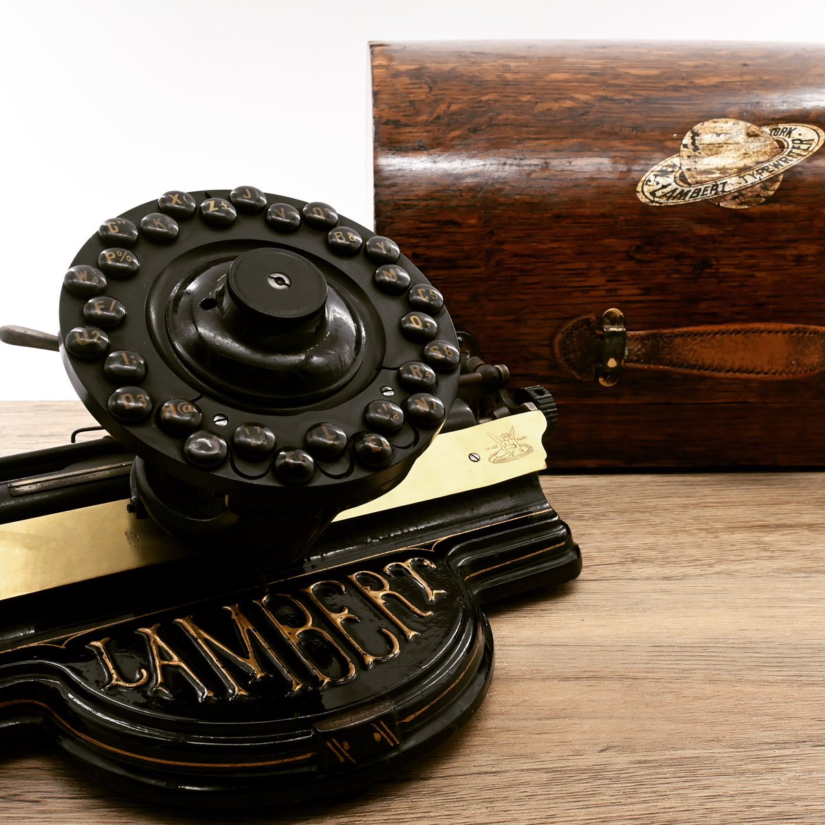 🫥 Loading …..  🪐 #typewriter #typewriterart #vintagetypewriter #vintage #nft #NFTCommunity #type #typewriters