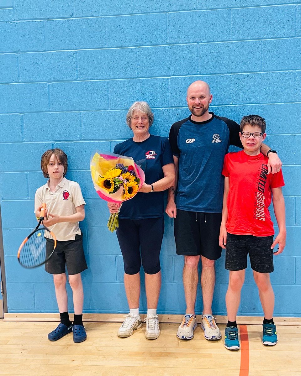 horizoncharity's tweet image. Congratulations to Margaret Plummer who was presented with her Leap Volunteer of the Year award tonight 🏆🌟❤️
A great way to carry on our celebration of Small Charities Week @SCWeek2022 @Leap_BMK 
 
#SCWeek2022 #BestofBMK #Charity #volunteeroftheyear