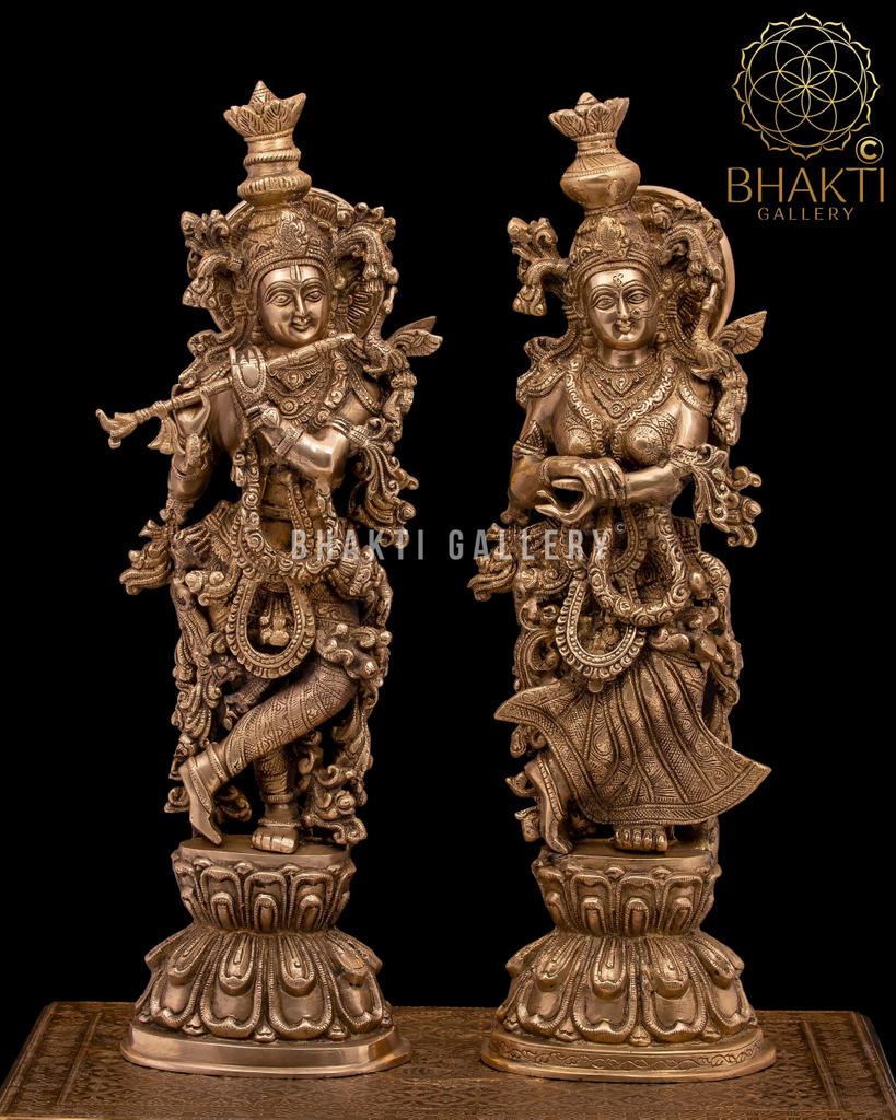 BhaktiGallery's tweet image. Large Radha Krishna Statue in Brass, 24 Inch Big Brass Radha Krishn Idol, Big Radha Krisna Sculpture Large, #homeentrancedecor #bronzeradhekrishna #radhakrishnastatue #radhekrishnastatue #krishnaradhamurthy #radhakrishnalarge #housewarminggift etsy.me/3n888PU