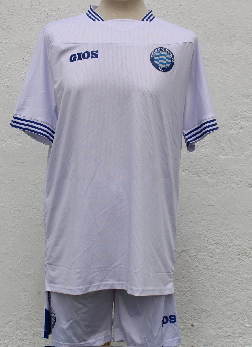 UnionMolinense's tweet photo. ⚪ Nueva equipación⚪
Nuestros primeros equipos en la competición 2022/23 recuperarán el blanco histórico del molinense, mientras que nuestro fútbol base mantendrá el azul, un guiño a nuestra historia futbolística.
#CorazonMolinense https://t.co/jufO2C1e9I