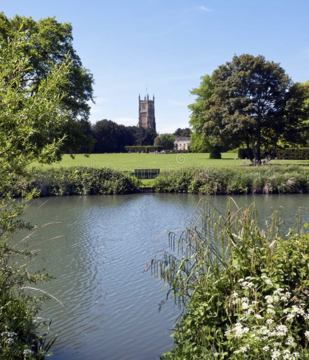 On site drafting a new premises licence today supporting Cirencester’s hospitality sector. So happy to be supporting the businesses in my home town #lovewhereilive #licensing
