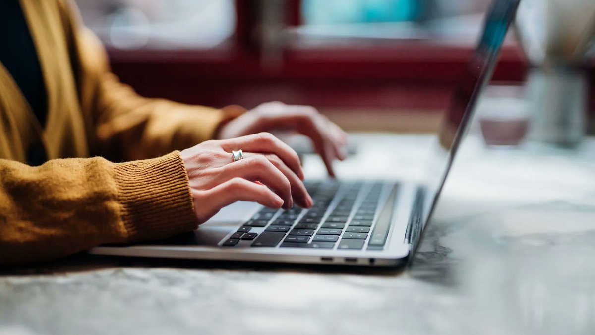 Who agrees that email needs a “like” button?! 
huffpost.com/entry/when-sto…