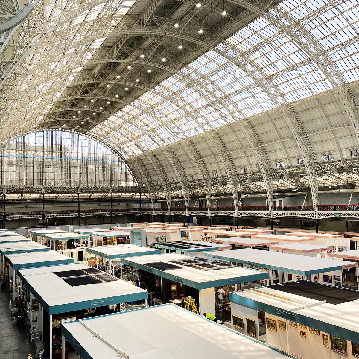 It’s amazing to be back at @olympia_london &amp; reunited with all the brilliant independent brands that are busy setting up for #SpiritOfSummerFair, 23-26 June 🤩 Don’t forget to book your advance tickets to save up to 25% by midnight tomorrow (Weds 22nd) 💛 spiritofsummer.seetickets.com/content/ticket…