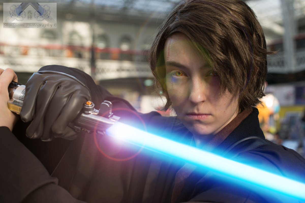 With the Final episode of <a href="/obiwankenobi/">Obi-Wan Kenobi</a>  happening tomorrow thoguth I'd post some photos I took at MCM London a few years ago! (I didn't add usernames cos not sure if Twitter will ban me AGAIN for rule breaking?)