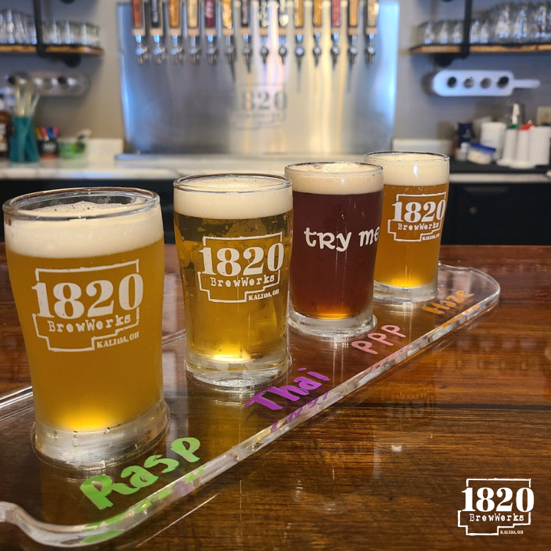 1820BrewWerks's tweet photo. Happy Summer!
Celebrate with a flight perfect for the season: Raspberry Rockstar, Pendleton’s Purple Pale, Auglaize Haze & Thai Whan Ahan
*Making Hay & Pinta ALSO solid choices for that inaugural summer selection
#FirstDayofSummer #SummerFlight #DrinkBeerMadeHere #1820BrewWerks https://t.co/gp4c6J2wKp