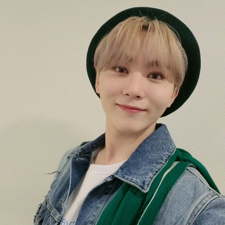 feat_jisu's tweet photo. hi!!! i’m eisel and i’m looking for moots gethers and carats!💗 pls help me to find them u.u 

I decided to move acc because i don’t feel comfy in my main🥲 plsss if you know who i am and want to be my moot again, follow me! i’ll follow you back💗

#to1 #seventeen https://t.co/QUwsguHhn9