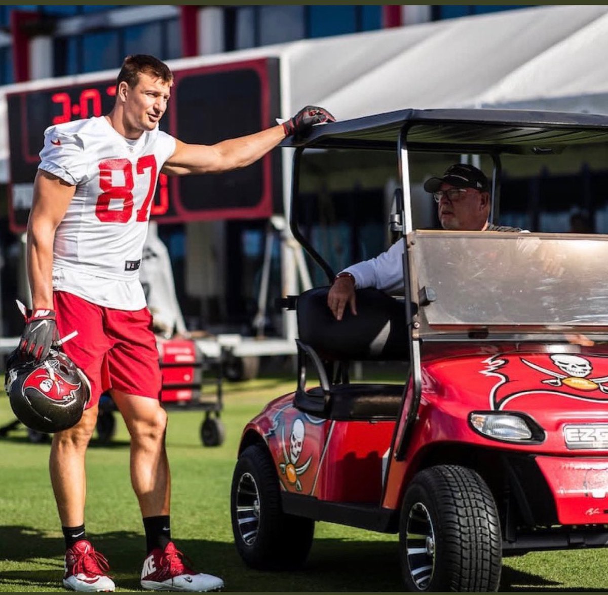 Bruce Arians tweet media