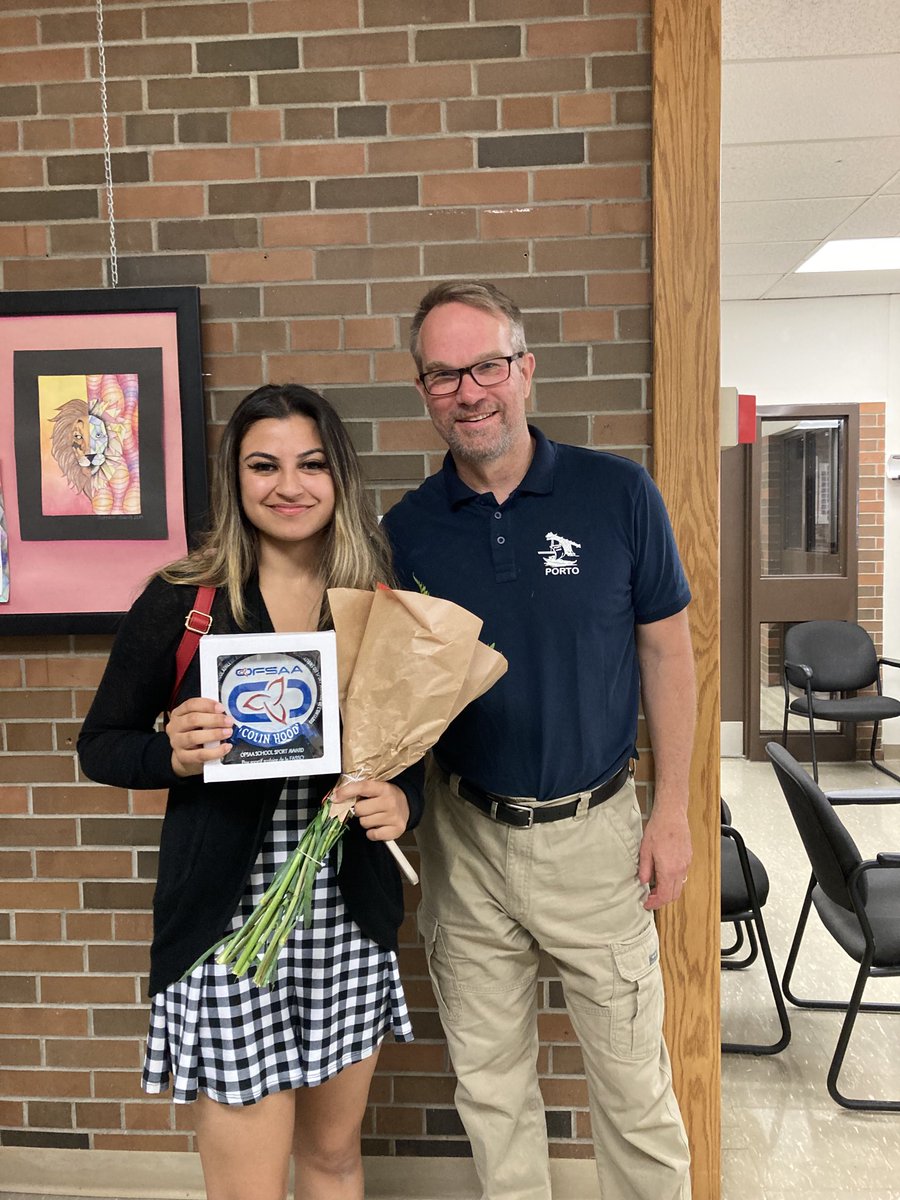 principalfreier's tweet image. Athletes and Club members of the year. Pt 1 ⁦@BCSSbasketball⁩ ⁦⁦@bcssbucks⁩ ⁦@Ms_Tomaro⁩ ⁦@Miss_Salituro⁩ ⁦@RaeArcher21⁩ ⁦@MsVerduynNoon⁩ ⁦@mslindsay_kerr⁩ ⁦@STEM_Chang⁩ ⁦@mrs_courneya⁩ ⁦@MlleSpez⁩ ⁦@Zmackla