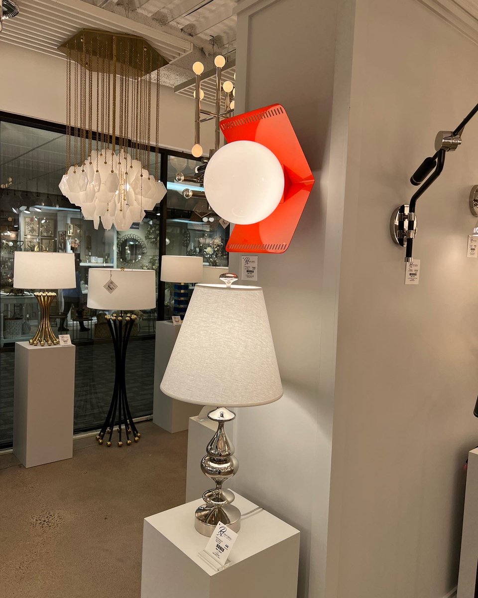 RobertAbbeyInc's tweet photo. Just a sneak peek of our showroom at Dallas Market Center! Lightovation is this week (June 22-25)! Stop by and see our beautiful selection of fine lighting in person — WTC 305-1.  #ShiningBrighter #FineLighting #RobertAbbeyInc #Lightovation #DallasMarketCenter #Showroom https://t.co/pPjaR3pyut