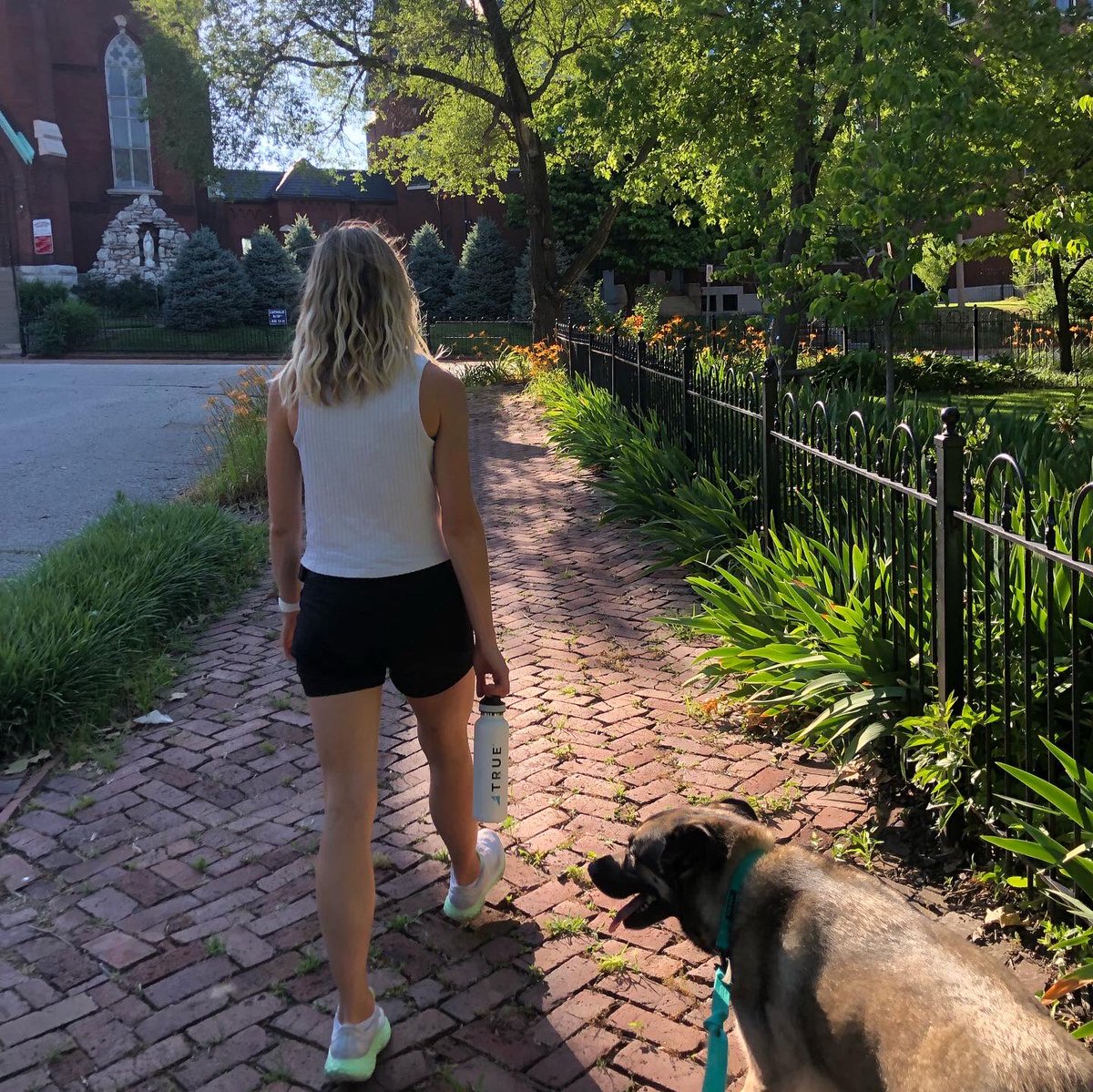Week 3 of the City Wide Challenge was a tour of Benton Park! It was great time walking with Katie &amp; Luna around Katie’s old stomping grounds! Thanks to <a href="/lululemon/">lululemon</a> <a href="/momslrb/">Katie</a> <a href="/spewaktraining/">Spewak Training</a> <a href="/4HandsBrewingCo/">4 Hands Brewing Company</a> for this fun challenge! #citywidestl