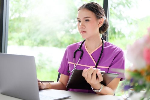 DiscoverNursing's tweet photo. Have you ever heard of utilization review nurses?👩‍⚕️ They are responsible for conducting routine audits as well as making sure that healthcare facilities maximize efficiency and optimal use of healthcare resources.📋 Enroll in a nursing program using https://t.co/OK3bOHdYh4 today! https://t.co/XXeWinUcun