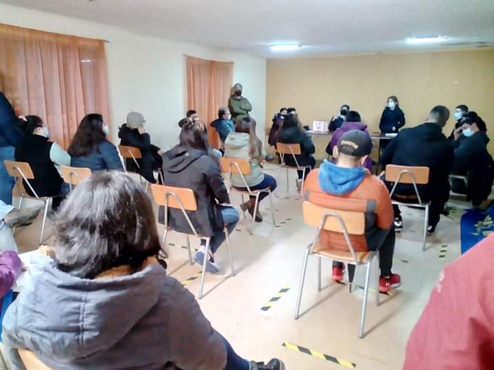 concrete el proyecto por las vibraciones, ruidos, contaminación y mayores tacos por los camiones de gran tonelaje que se trasladarán a la comuna de Hualpén y que pasaran por sobre y a metros de las viviendas de varias villas en dicha comuna. En la reunión, desde la Campaña y