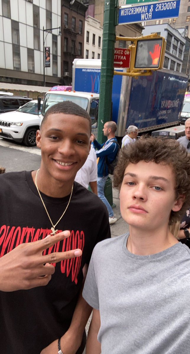 Easyjunt's tweet photo. Ran into the future of the O today #MagicTogether https://t.co/gChCZoqb0F